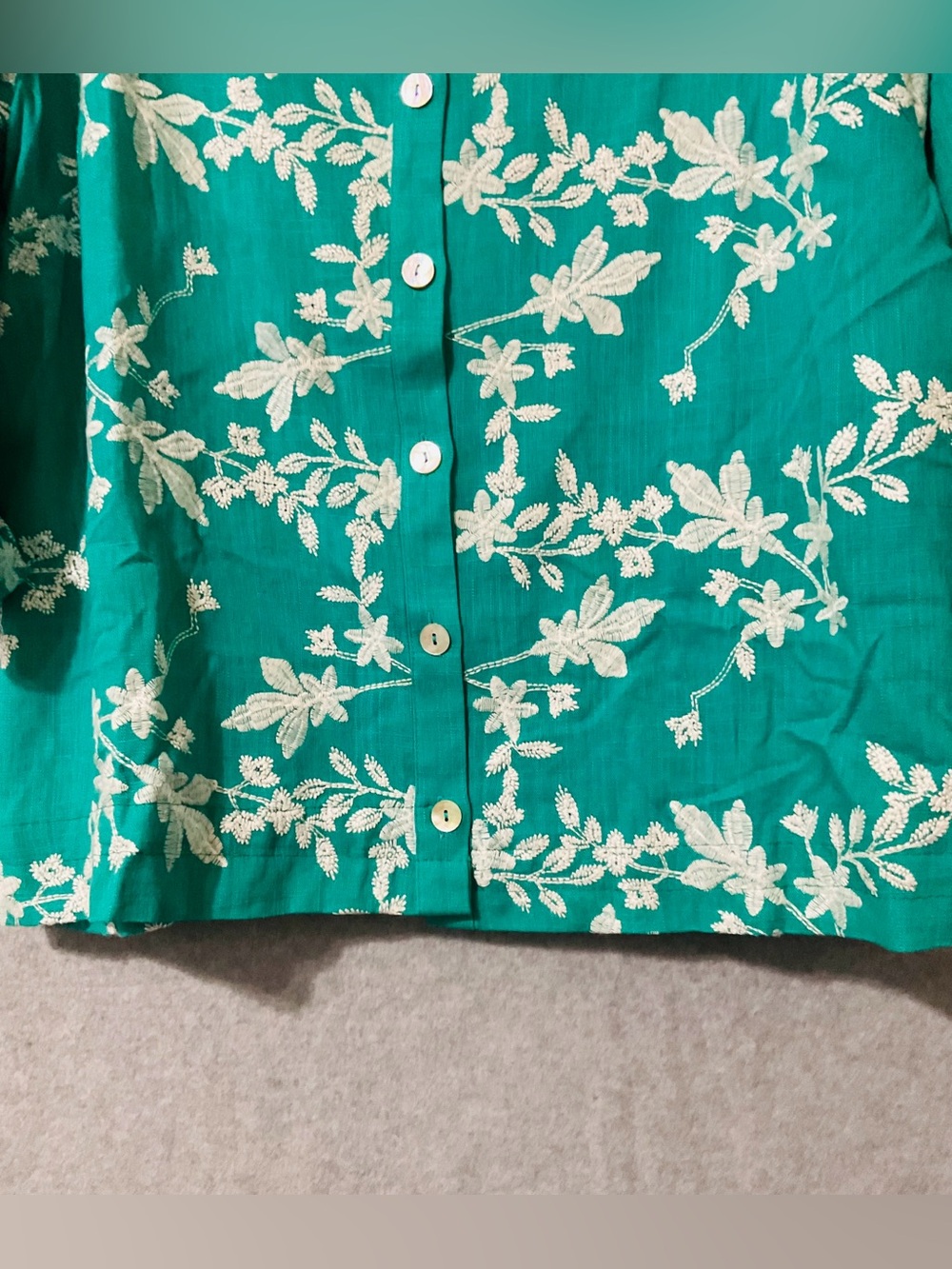 Soft Surroundings Women Green Floral Button-Front Blouse SZ L - Picture 3 of 13
